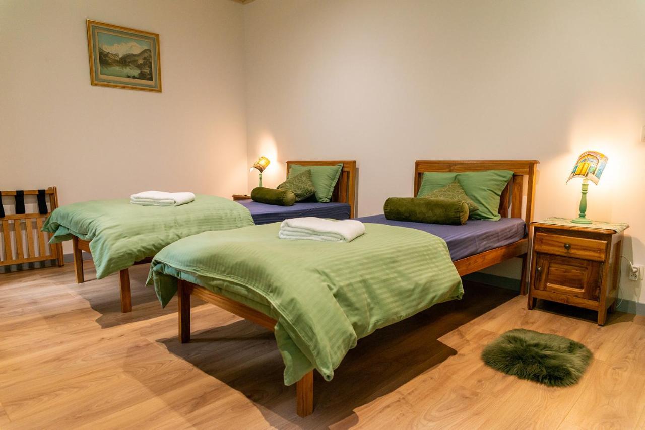Sanskriti Hotel Scionzier Kültér fotó