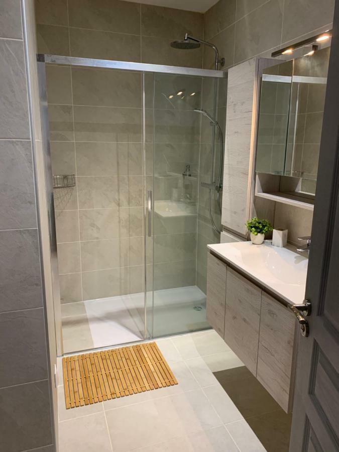 Sanskriti Hotel Scionzier Kültér fotó