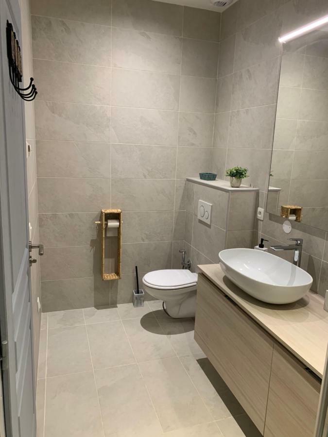Sanskriti Hotel Scionzier Kültér fotó