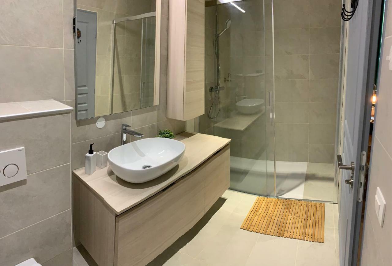 Sanskriti Hotel Scionzier Kültér fotó